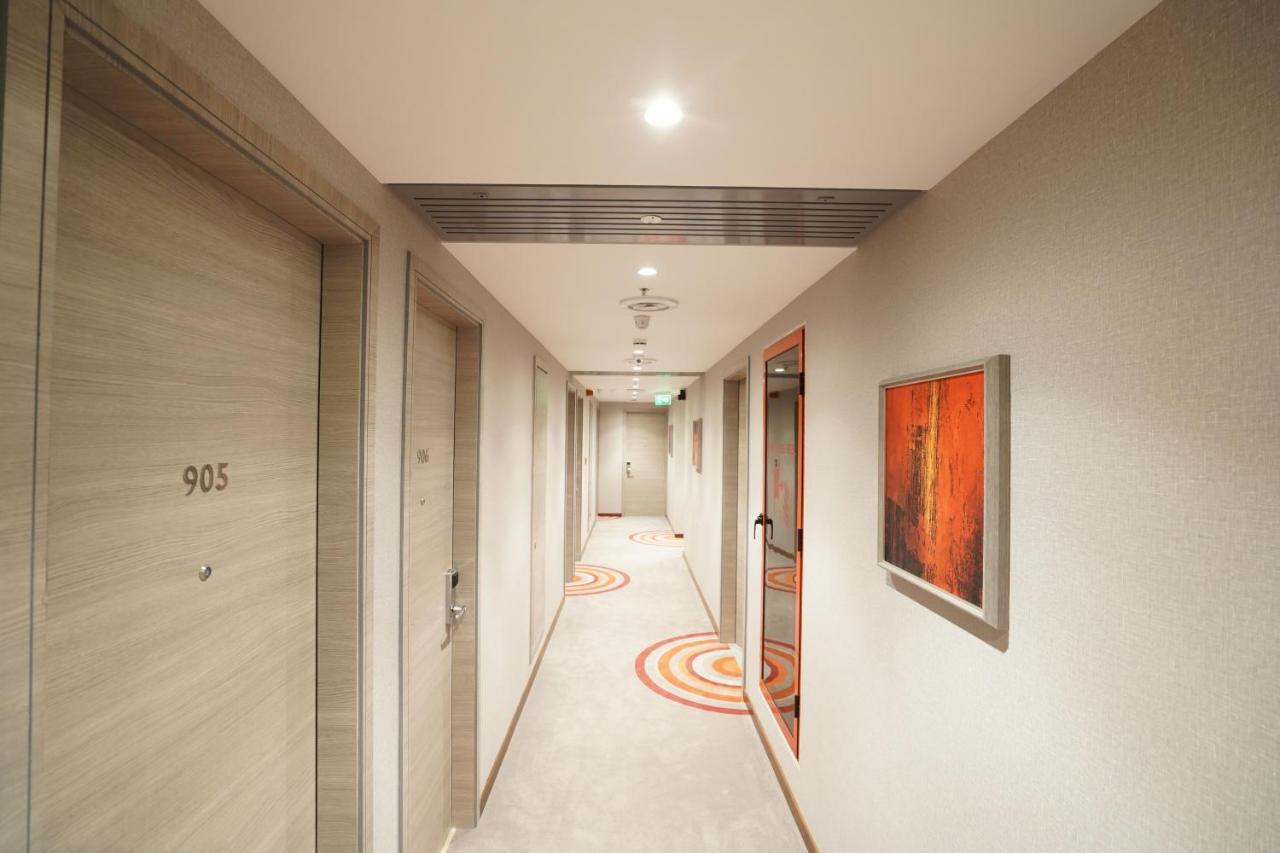 Ginger Mumbai, Goregaon Exterior photo
