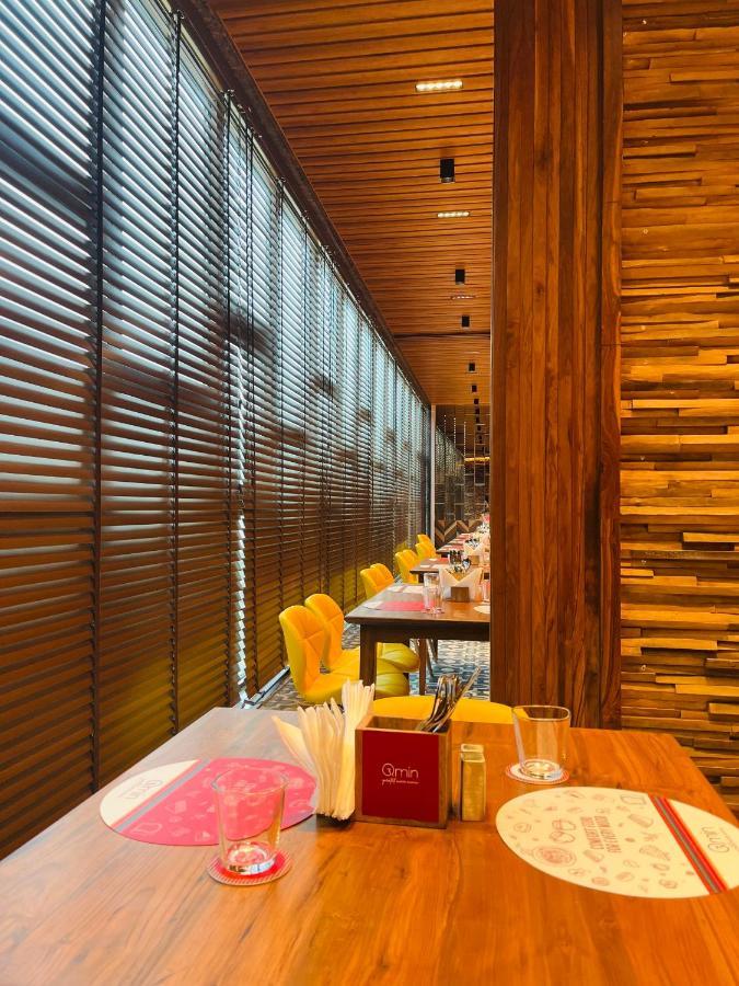 Ginger Mumbai, Goregaon Exterior photo